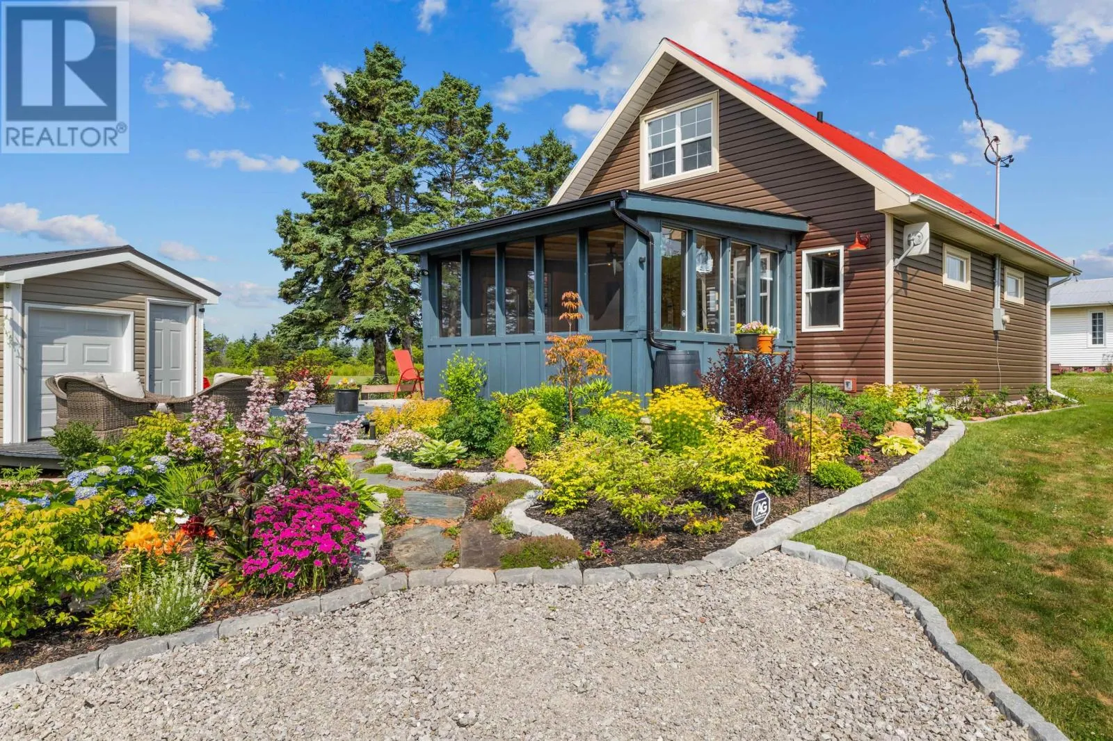 Recreational for rent: 94 Sandy Cove Road, Canoe Cove, Prince Edward Island C0A 1H7