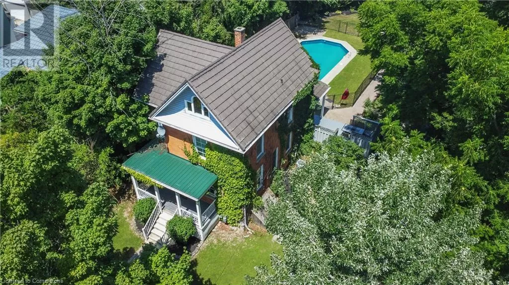 House for rent: 94 Sutherland Street W, Caledonia, Ontario N3W 1B4