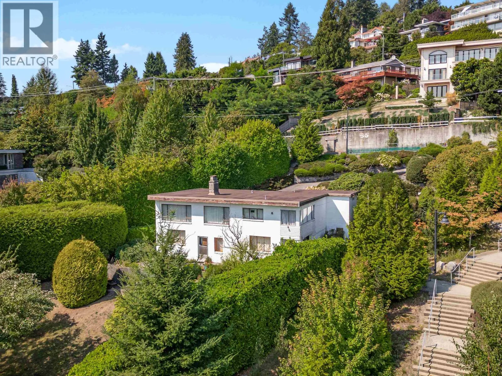 House for rent: 940 Keith Road, West Vancouver, British Columbia V7T 1M3