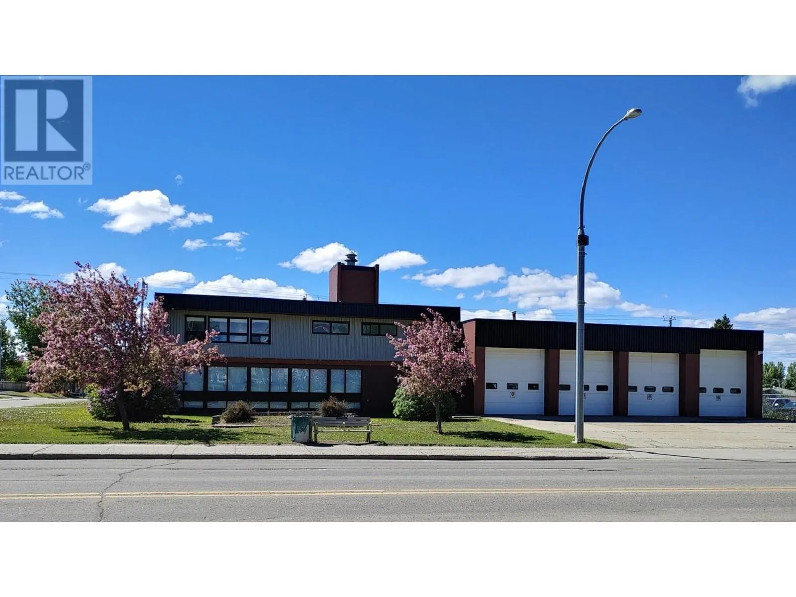 9407 100 Avenue, Fort St. John, British Columbia V1J 6W1