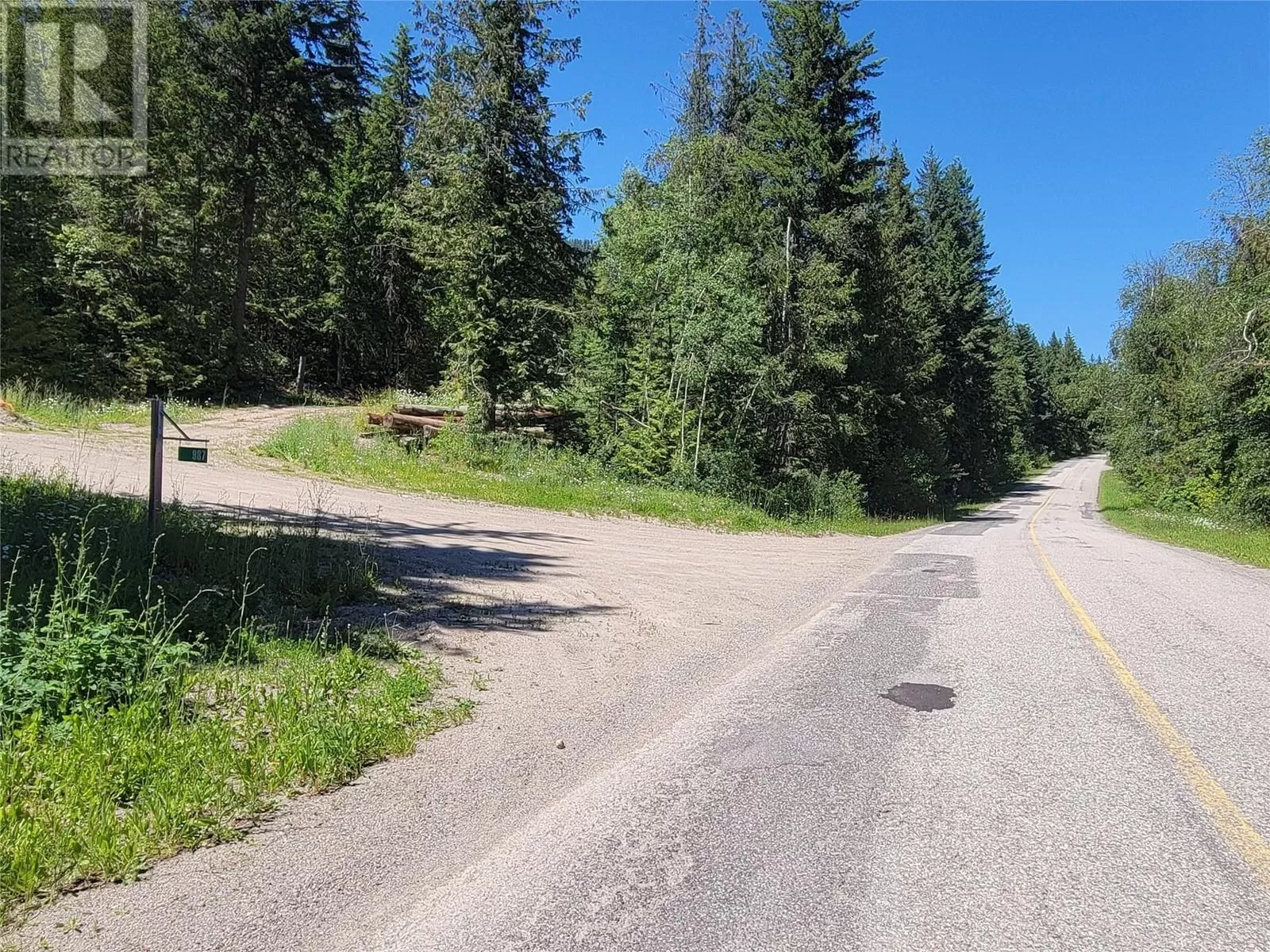 Other for rent: 941 Chase Falkland Road, Chase, British Columbia V0E 1M0