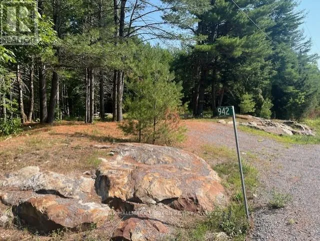 942 Balmer Road, North Kawartha, Ontario K0L 1A0