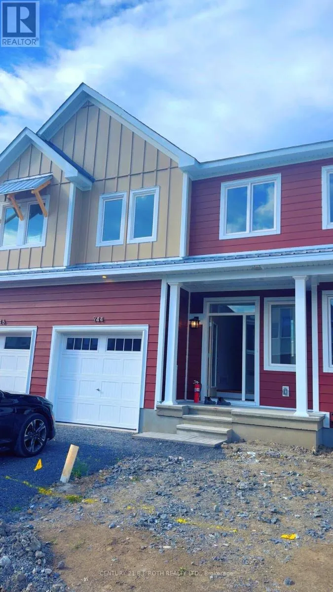 Row / Townhouse for rent: 944 Seagrave Lane, Ottawa, Ontario K0A 2Z0