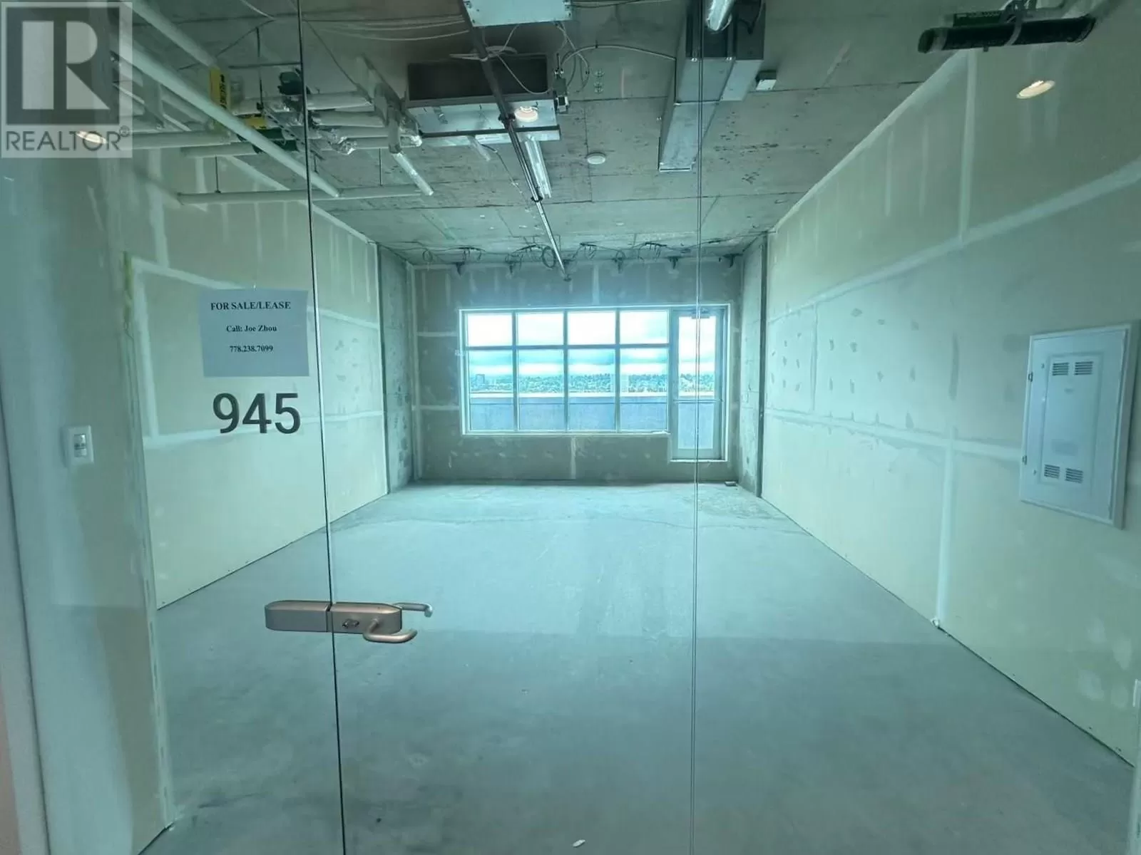 945 8477 Bridgeport Road, Richmond, British Columbia V6X 0S8