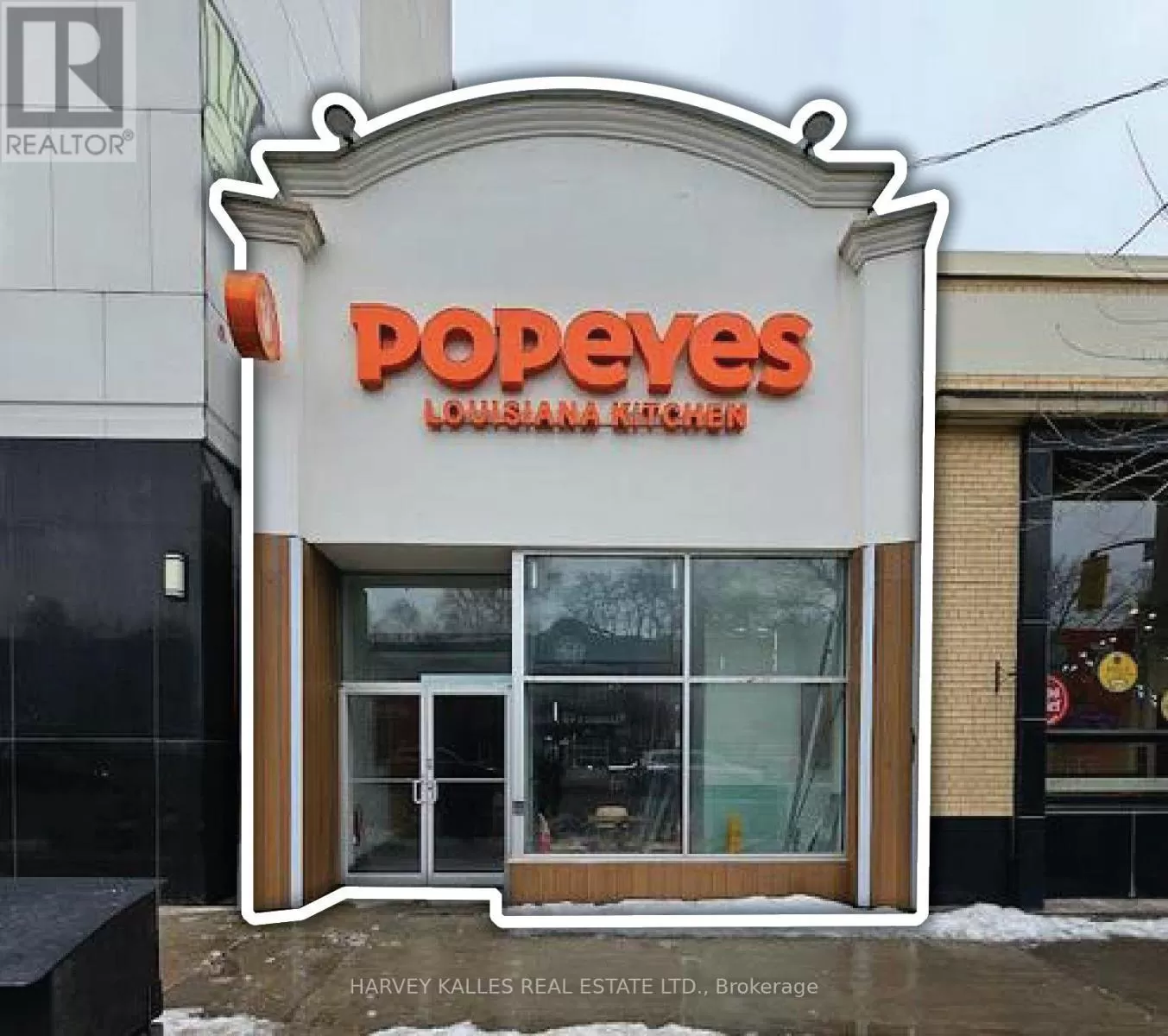 947 Eglinton Avenue W, Toronto, Ontario M6C 2C3