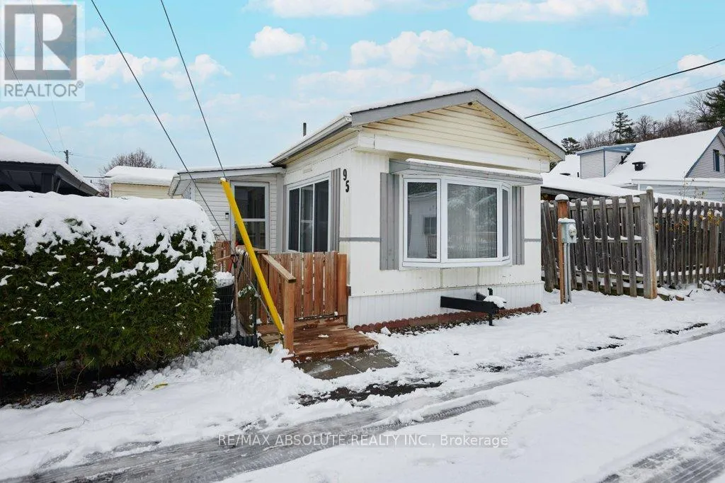 Mobile Home for rent: 95 - 3535 St. Joseph Boulevard, Ottawa, Ontario K4A 0Z6
