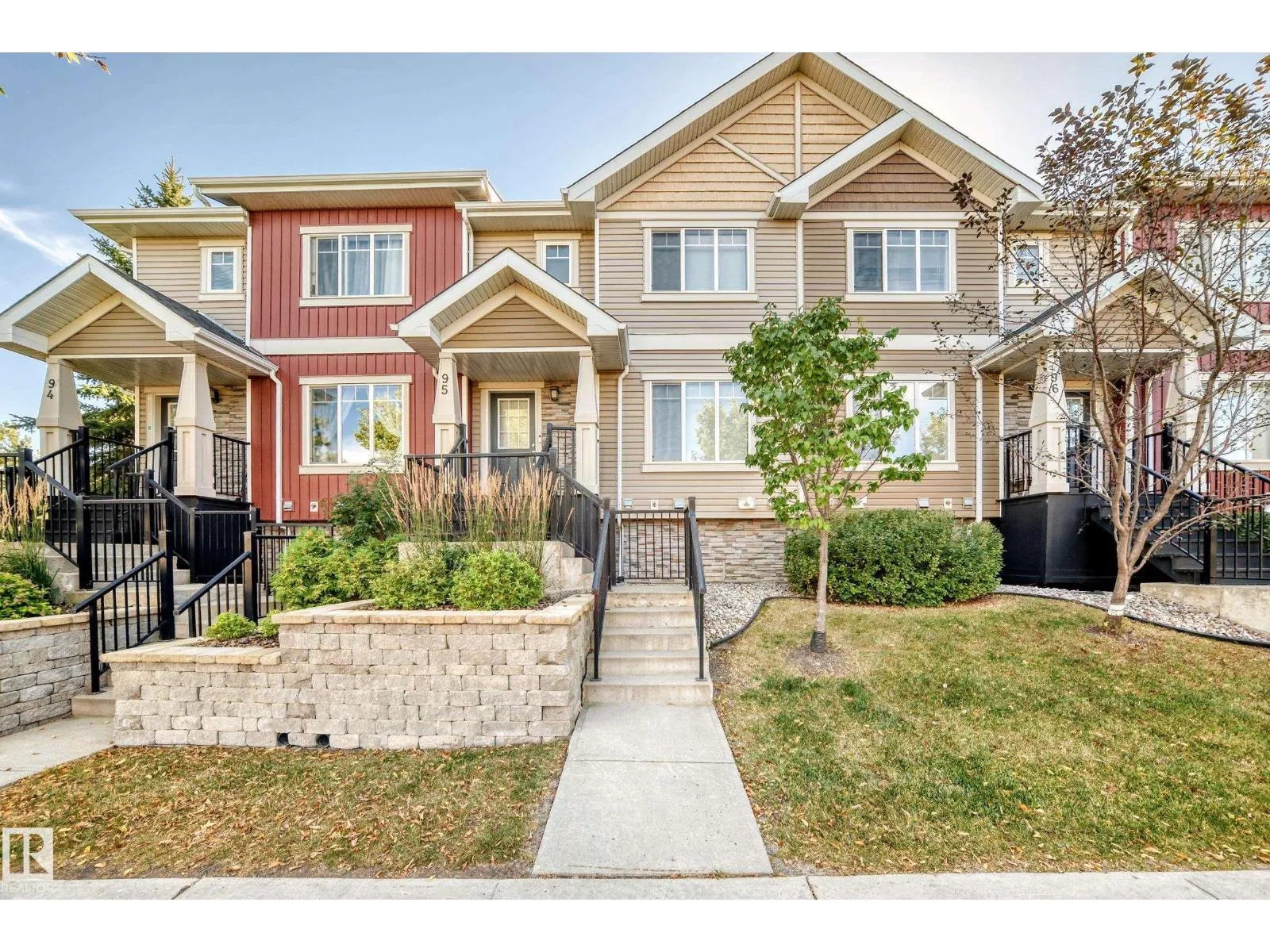 Row / Townhouse for rent: #95 9535 217 St Nw, Edmonton, Alberta T5T 4P5