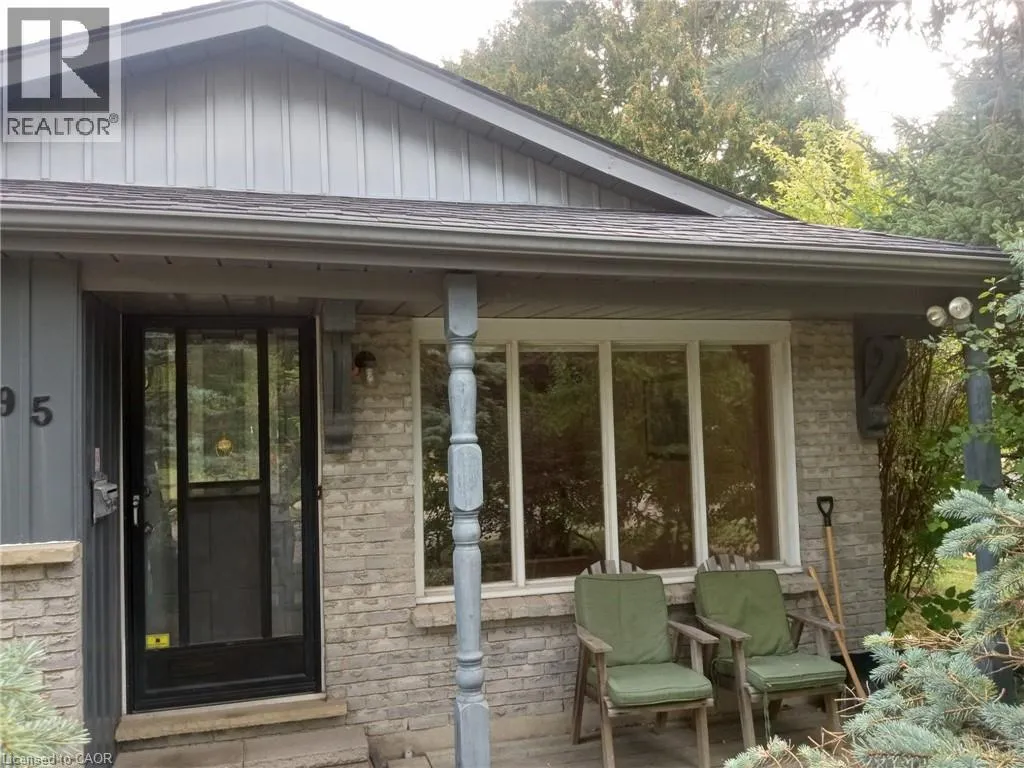 House for rent: 95 Cedar Crest Street, Kitchener, Ontario N2N 2A6