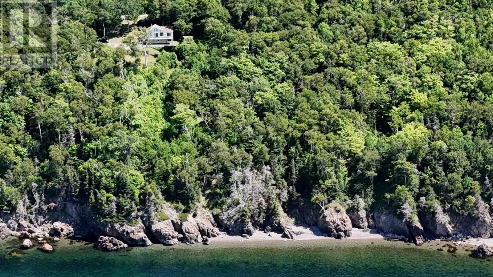 House for rent: 95 Lakeshore Drive W, Irish Cove, Nova Scotia B0E 3B0