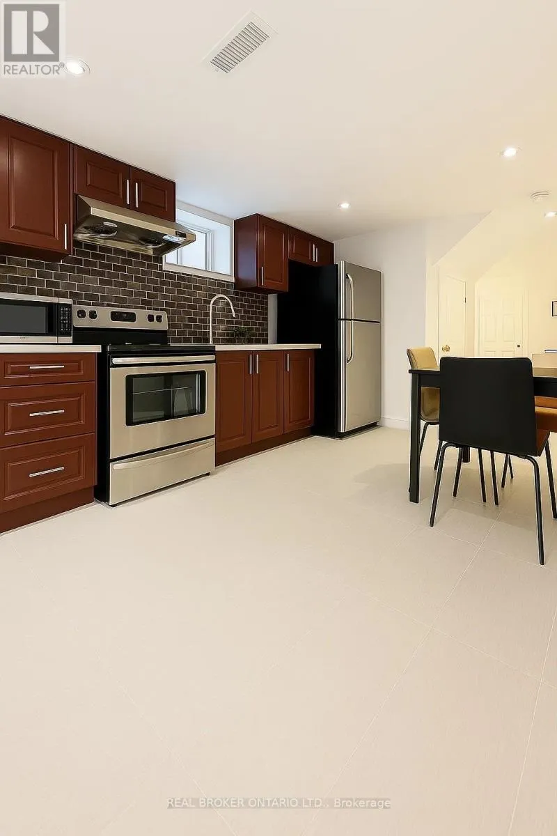 House for rent: 95 Porchester Drive, Toronto, Ontario M1J 2R4