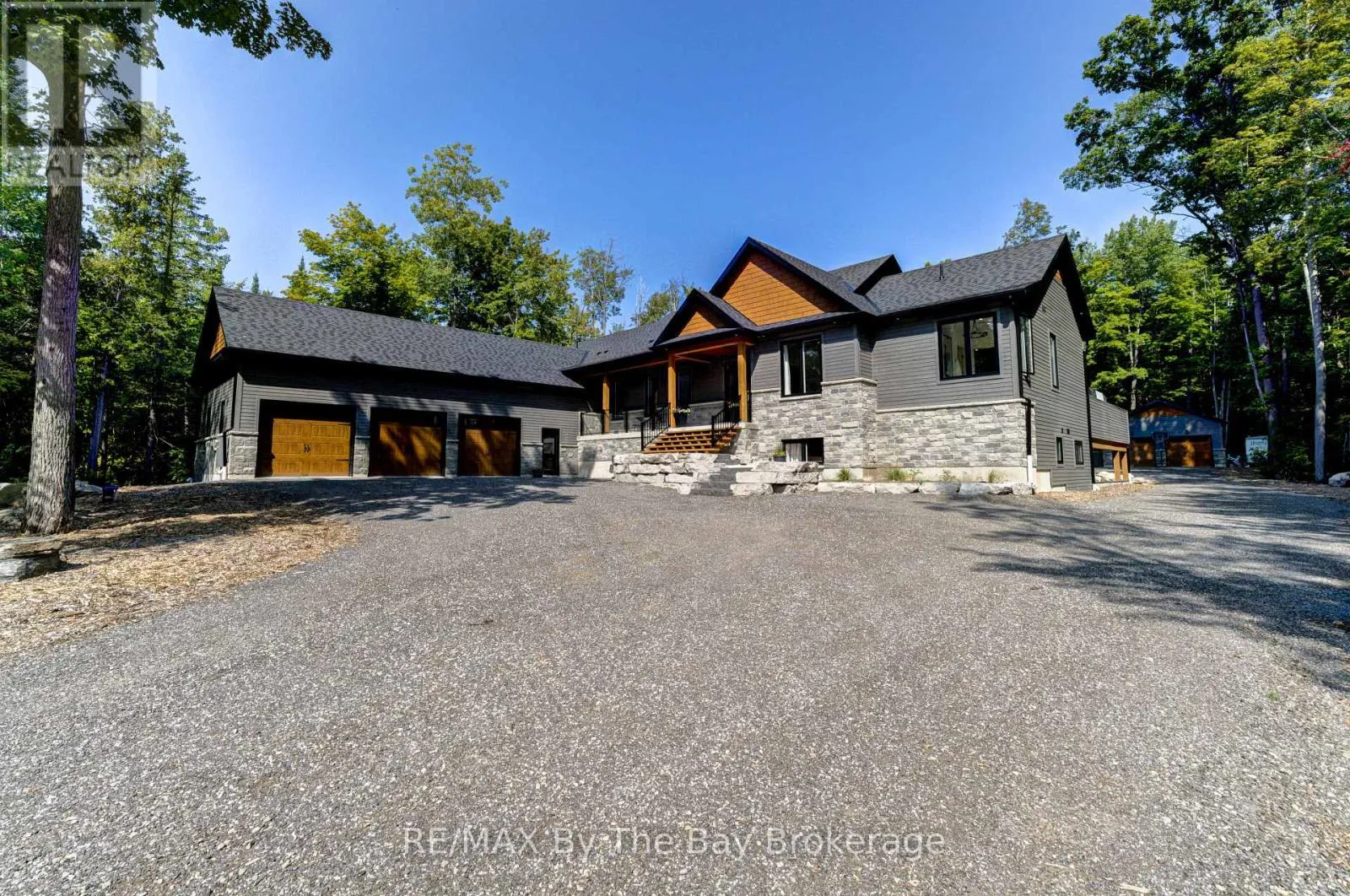 House for rent: 95 Spruce Street, Tiny, Ontario L0L 1P1