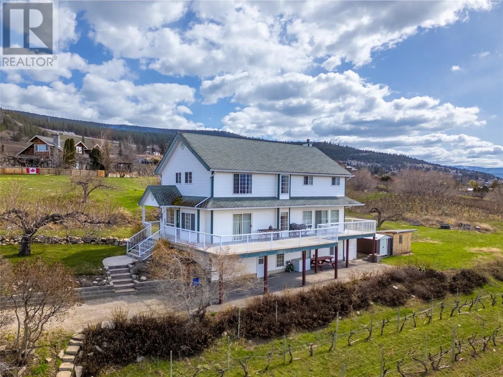 House for rent: 950 Boothe Road, Naramata, British Columbia V0H 1N0