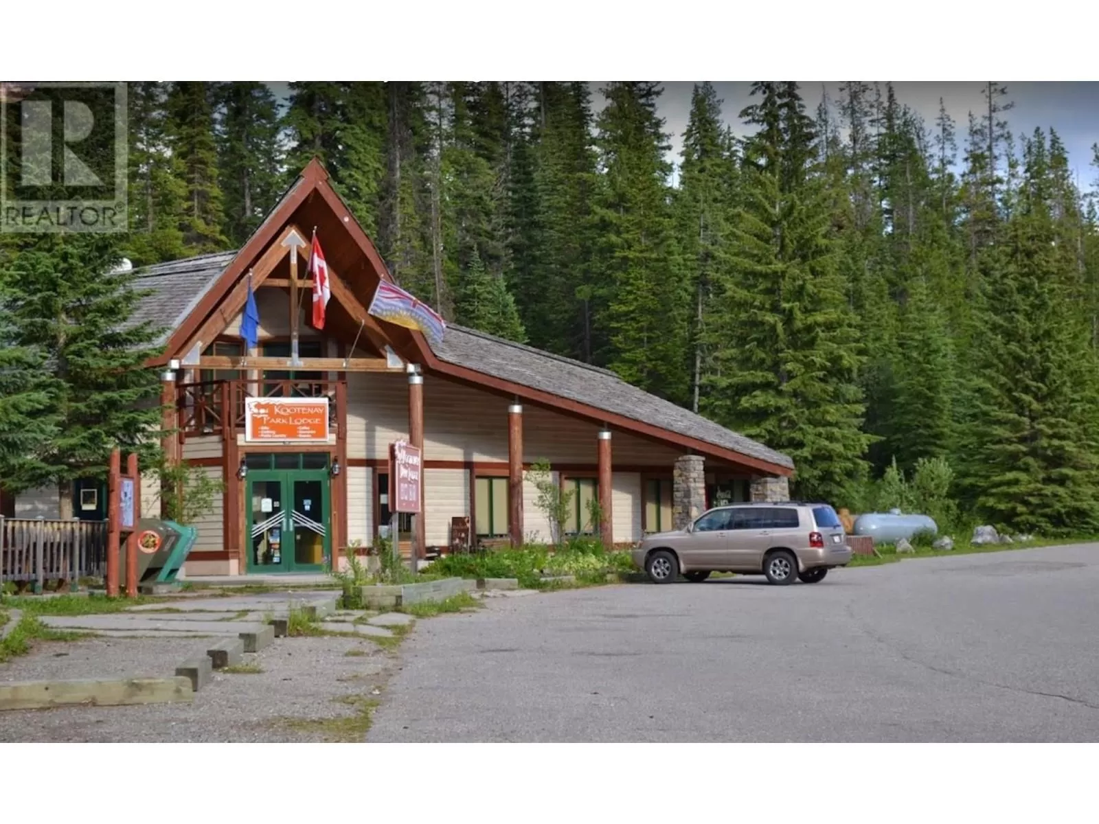 Other for rent: 9500 Highway 93 S, Spillimacheen, British Columbia V0A 1M0