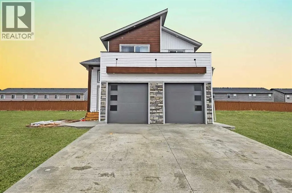 9513 114 Avenue, Clairmont, Alberta T8X 0W7