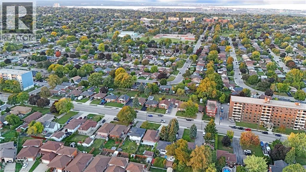 House for rent: 959 E Mohawk Road E, Hamilton, Ontario L8T 2R9