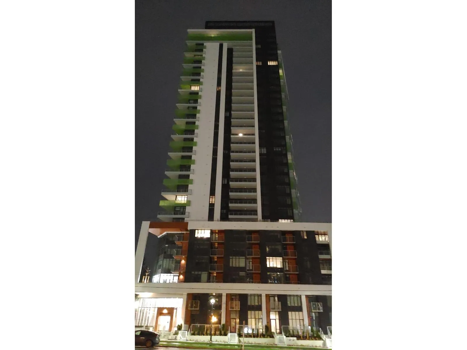 96 10428 Whalley Boulevard, Surrey, British Columbia V3T 1W6