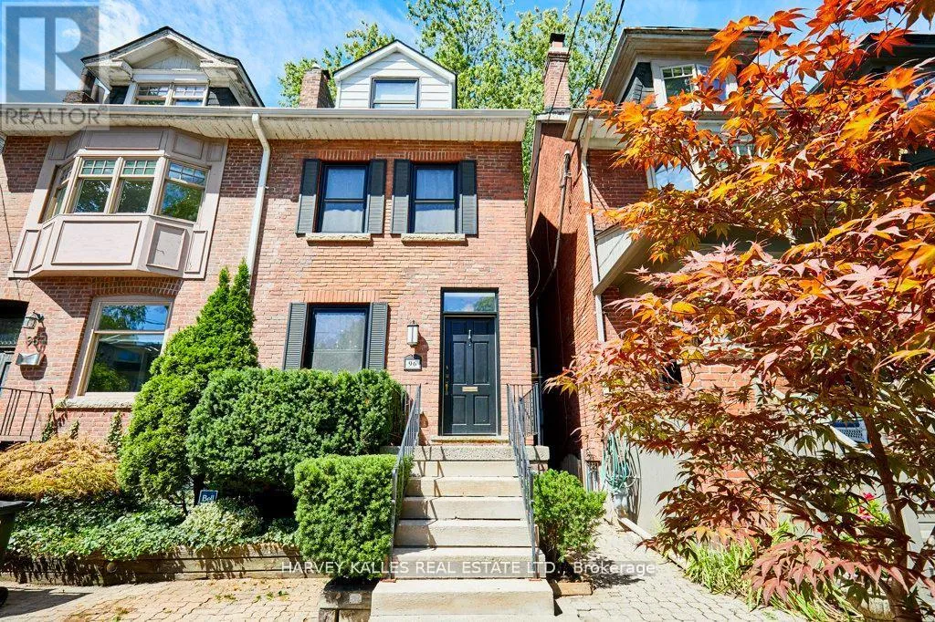 House for rent: 96 Balmoral Avenue, Toronto, Ontario M4V 1J4