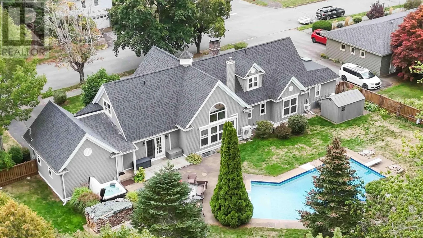 House for rent: 96 Crescent Street, Bridgewater, Nova Scotia B4V 2C7