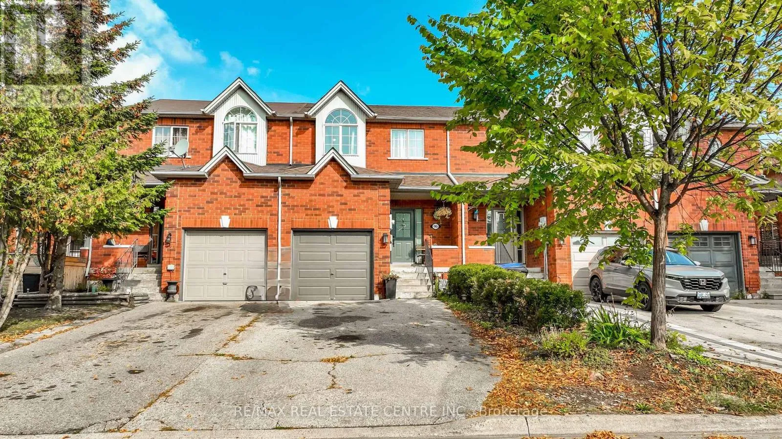 Row / Townhouse for rent: 96 Henderson Crescent, New Tecumseth, Ontario L9R 1Y5