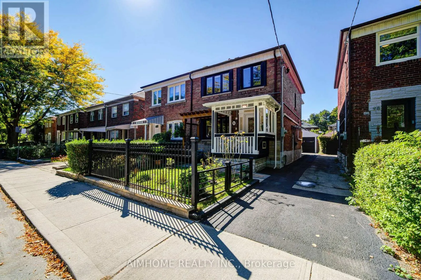 House for rent: 96 Highfield Road, Toronto, Ontario M4L 2V1