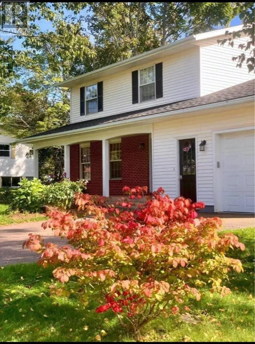 House for rent: 96 Nassau St., Charlottetown, Prince Edward Island C1A 7W1