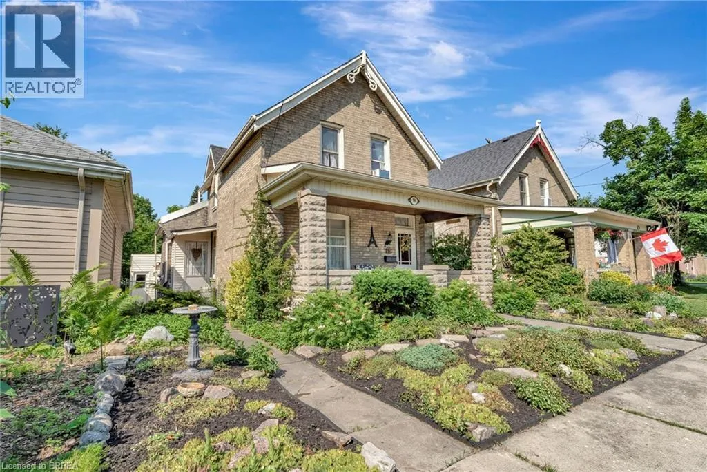 House for rent: 96 Walnut Street, Paris, Ontario N3L 2J7