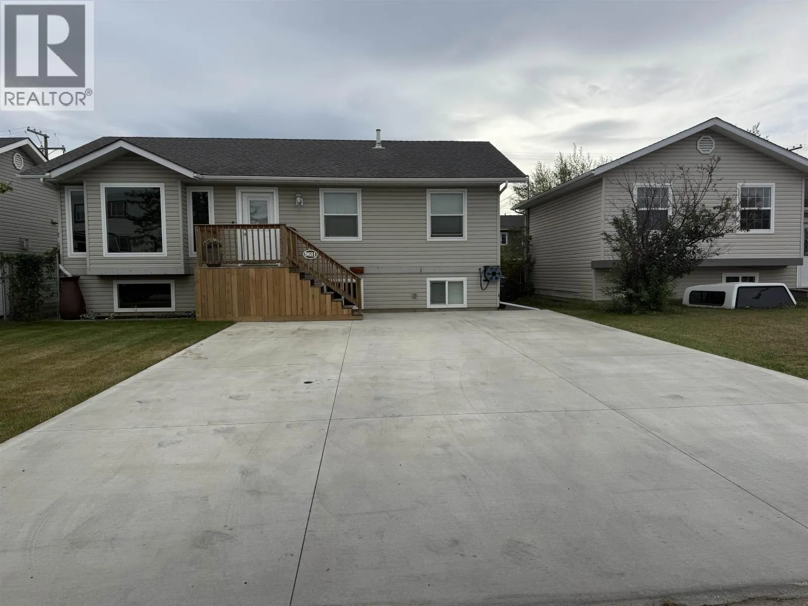 House for rent: 9611 102 Avenue, Fort St. John, British Columbia V1J 2C7