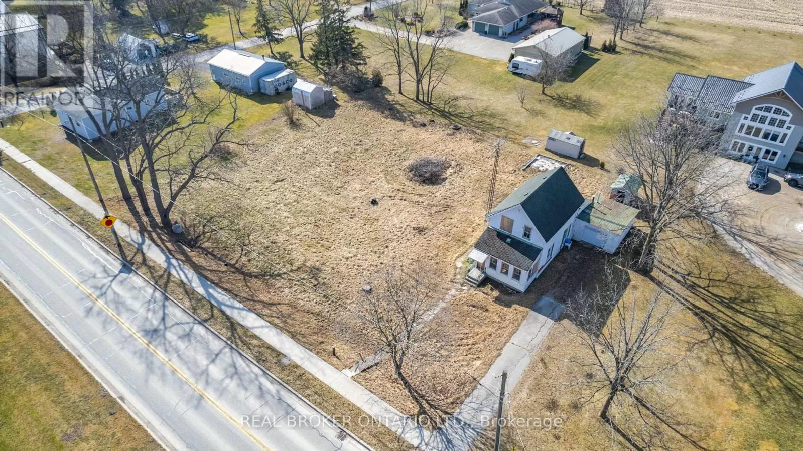 House for rent: 9613 Currie Road, Dutton/Dunwich, Ontario N0L 2M0