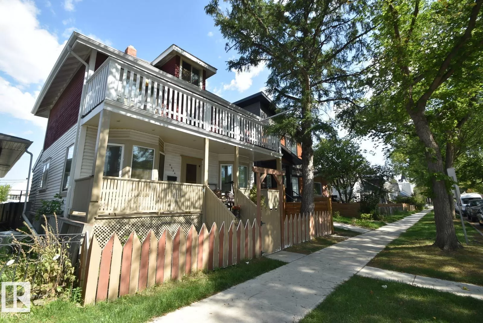 House for rent: 9634 110 Av Nw, Edmonton, Alberta T5H 1H5