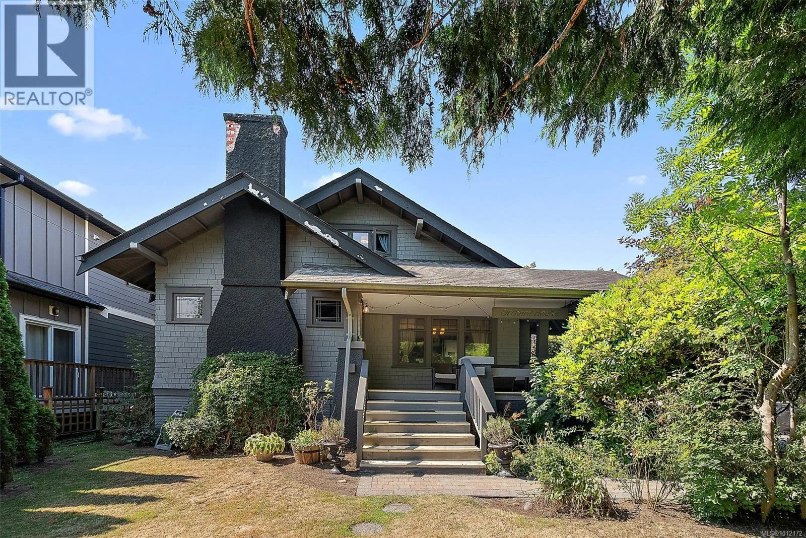 House for rent: 9646 Sixth St, Sidney, British Columbia V8L 2W2