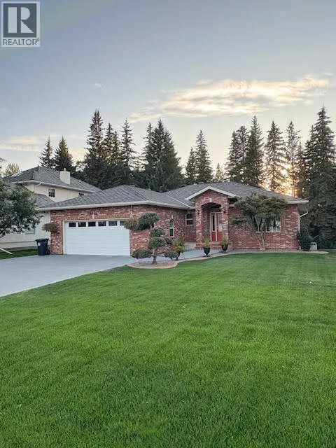 House for rent: 9646 Wedgewood Drive S, Wedgewood, Alberta T8W 2G5