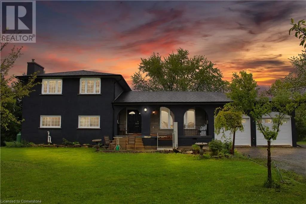 House for rent: 965 Highland Road E, Stoney Creek, Ontario L8J 3G1