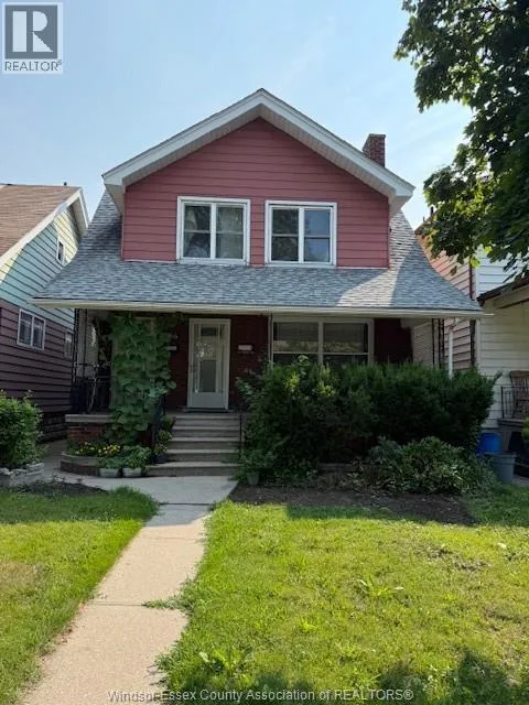 Duplex for rent: 966 Bruce Avenue, Windsor, Ontario N9A 4X7