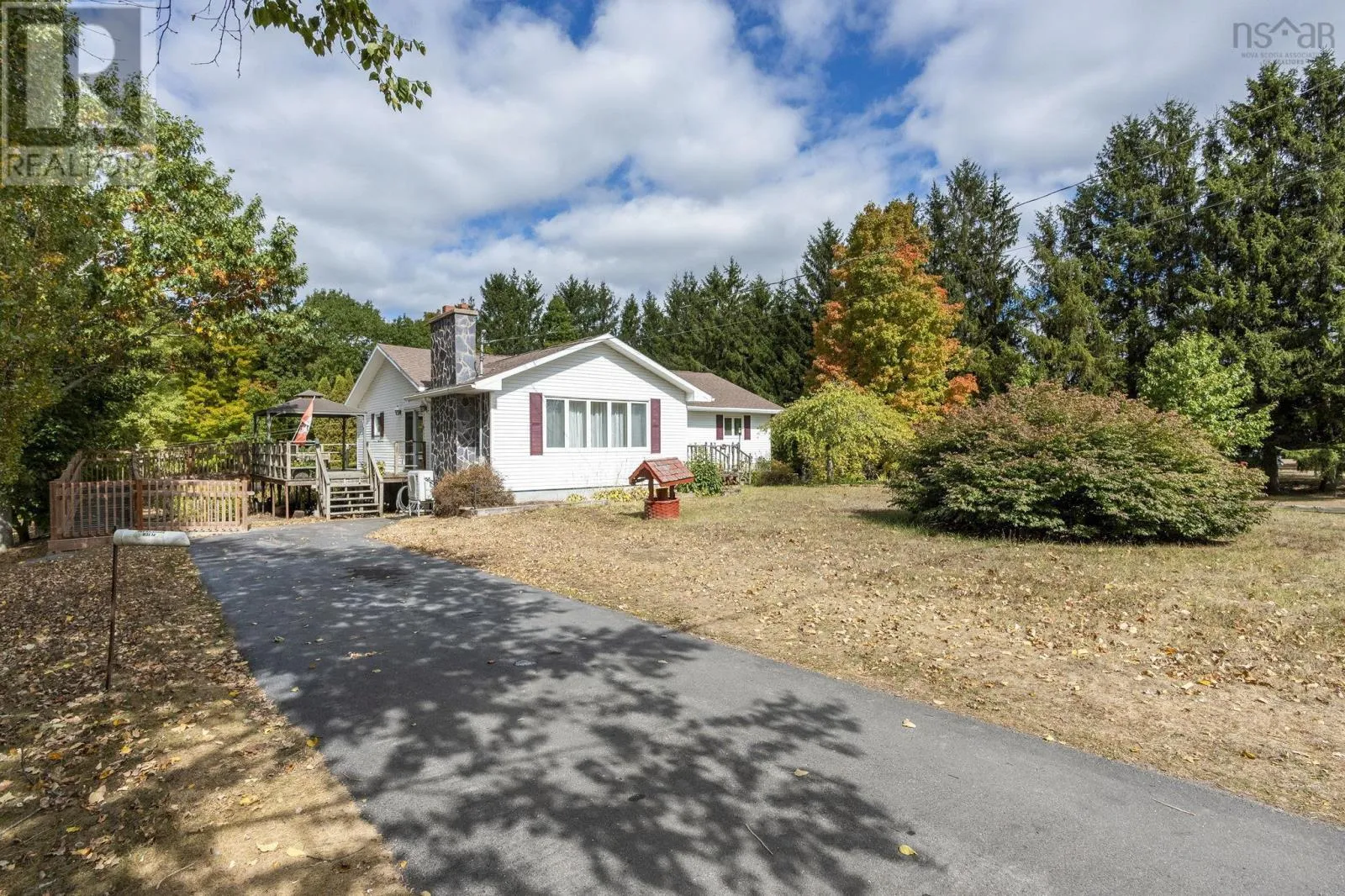 House for rent: 967 Maple Street, Waterville, Nova Scotia B0P 1V0