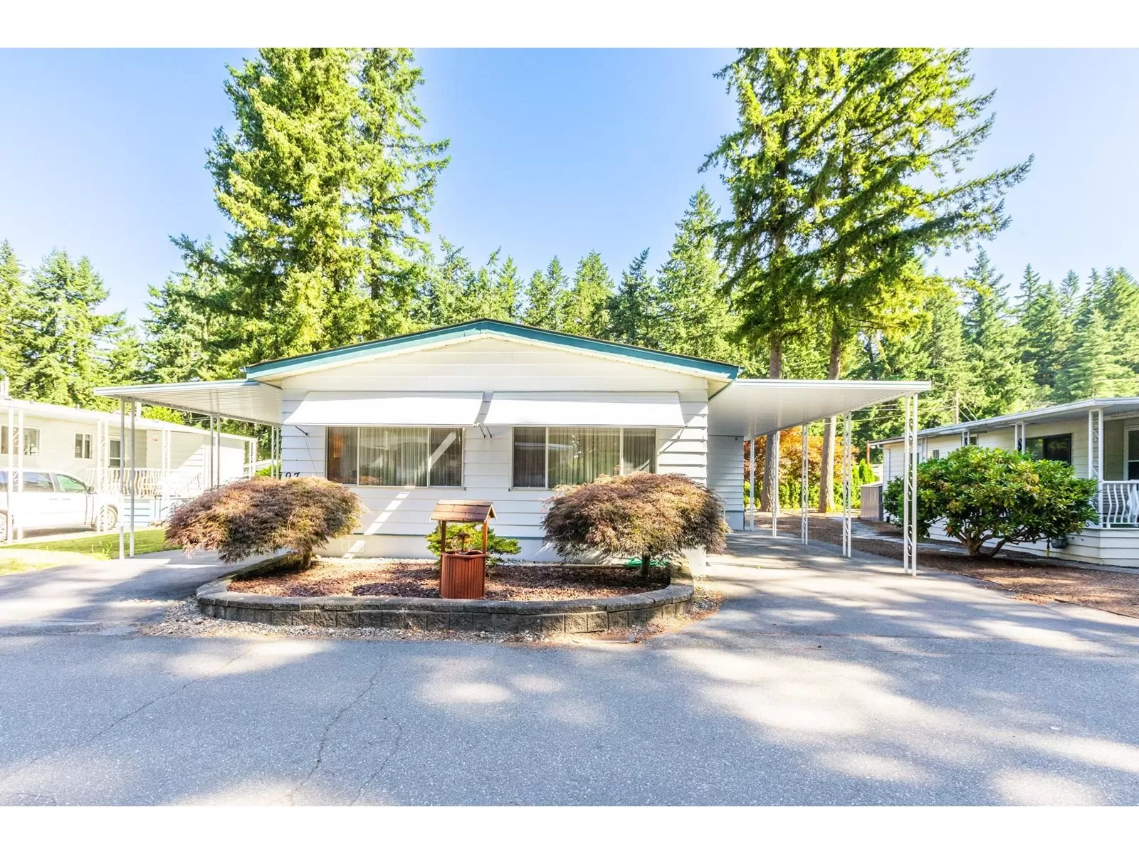 Manufactured Home for rent: 97 20071 24 Avenue, Langley, British Columbia V2Z 2A1