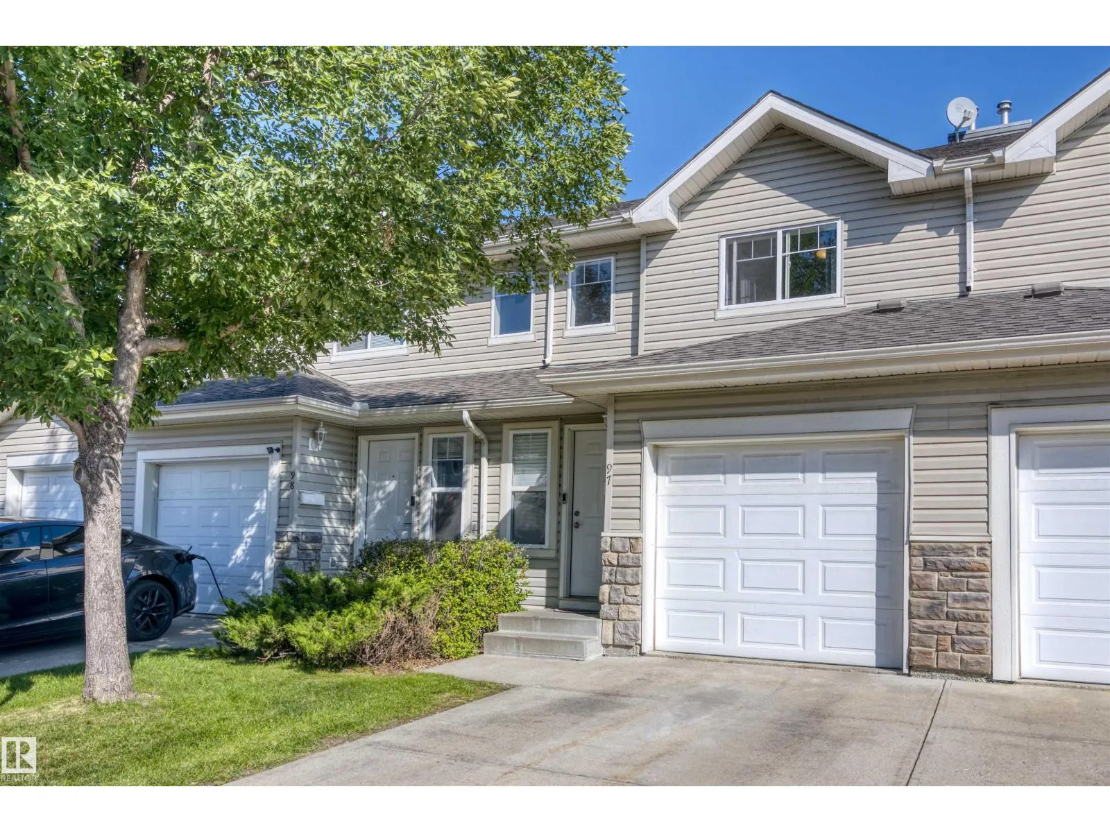 Row / Townhouse for rent: #97 230 Edwards Dr Sw, Edmonton, Alberta T6X 1G7