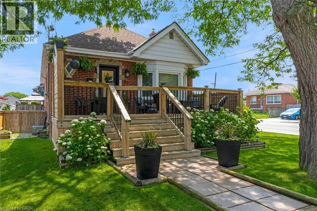 House for rent: 97 Bell Avenue, Hamilton, Ontario L8K 3E2