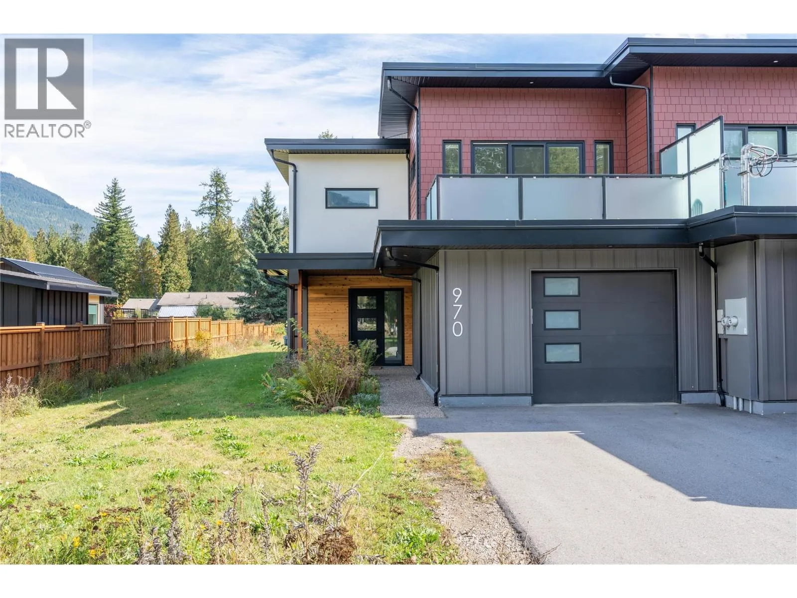 Duplex for rent: 970 Begbie Road, Revelstoke, British Columbia V0E 3K0