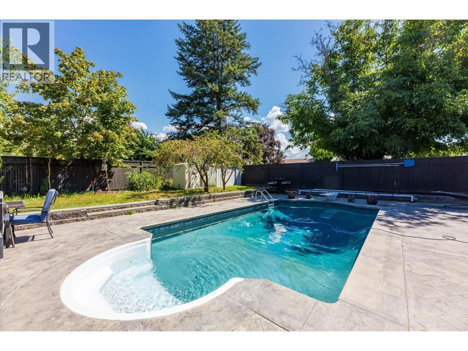 House for rent: 970 Tamarack Drive, Kelowna, British Columbia V1X 1E4