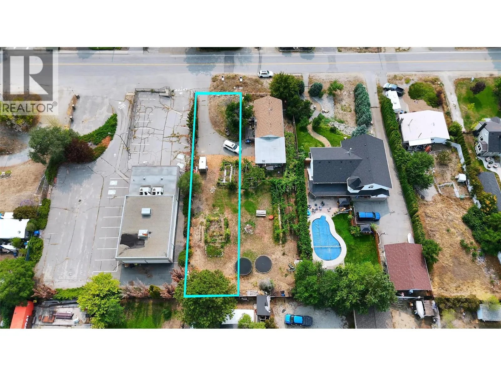 Other for rent: 9700 Julia Street, Summerland, British Columbia V0H 1Z5