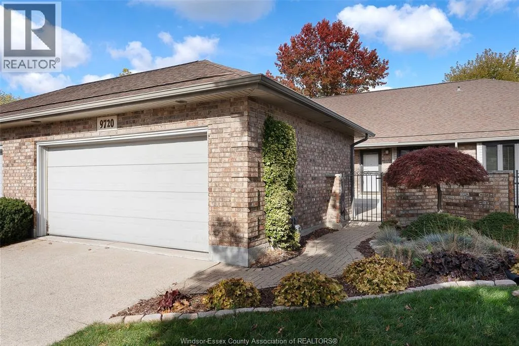 House for rent: 9720 Menard, Windsor, Ontario N8P 1G6