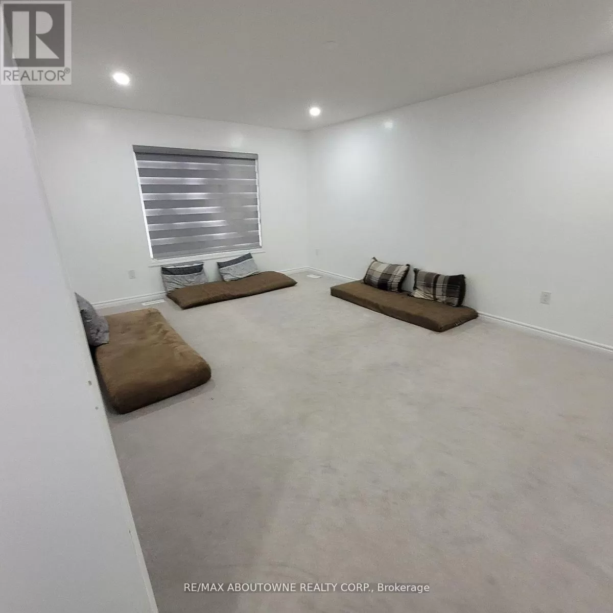 House for rent: 973 Logan Drive, Milton, Ontario L9E 1P7