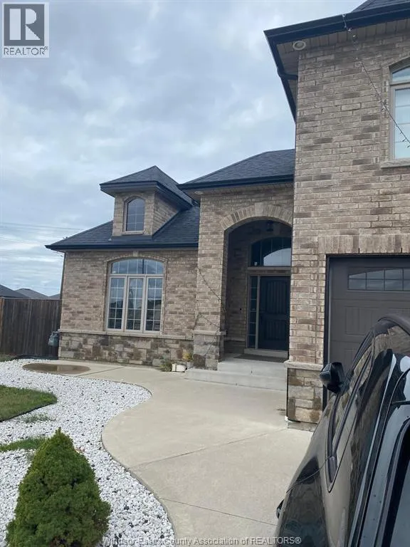 973 Westwood Drive Unit# Lower, Belle River, Ontario N8L 1G6