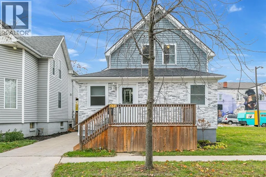 House for rent: 974 Maisonville Unit# Upper, Windsor, Ontario N8Y 3R9