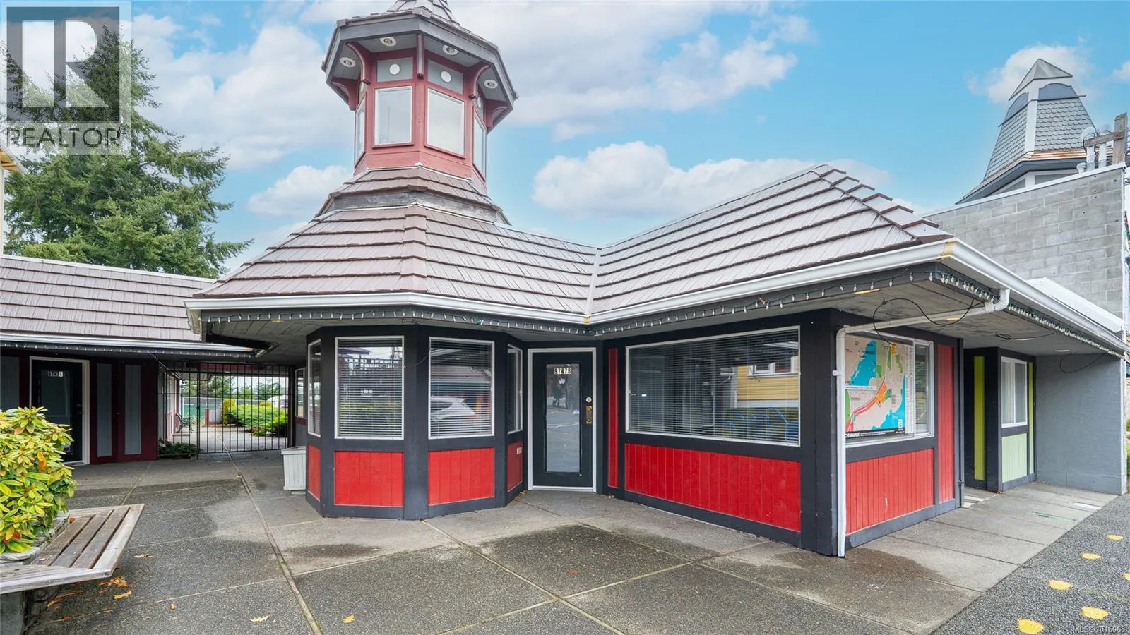 Commercial Mix for rent: 9747 Willow St, Chemainus, British Columbia V0R 1K3