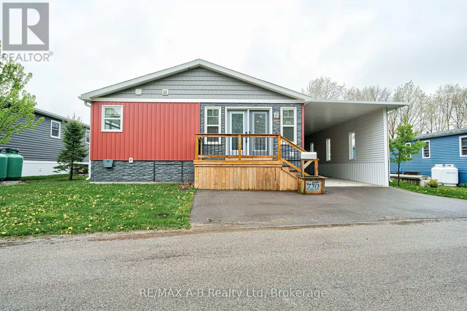 Mobile Home for rent: 975 - 316489 31st Line, Zorra, Ontario N0J 1J0