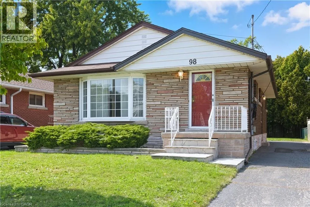 House for rent: 98 East 16th Street, Hamilton, Ontario L9A 4J3