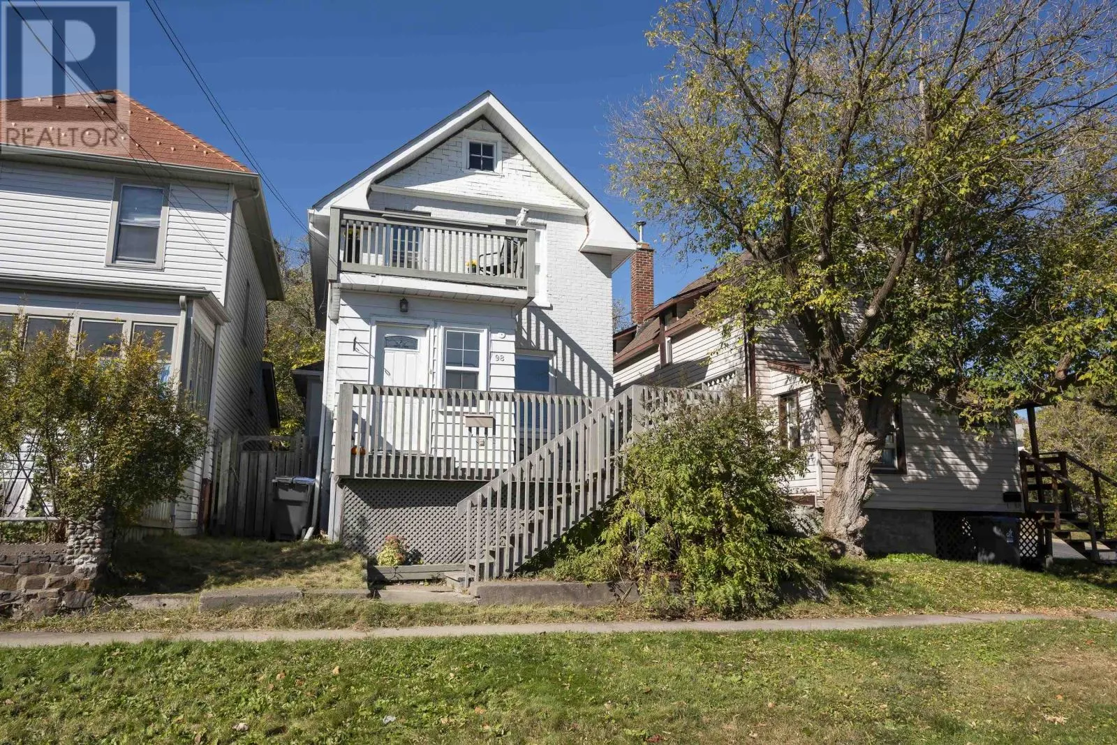 98 Jean St., Thunder Bay, Ontario P7A 5E9