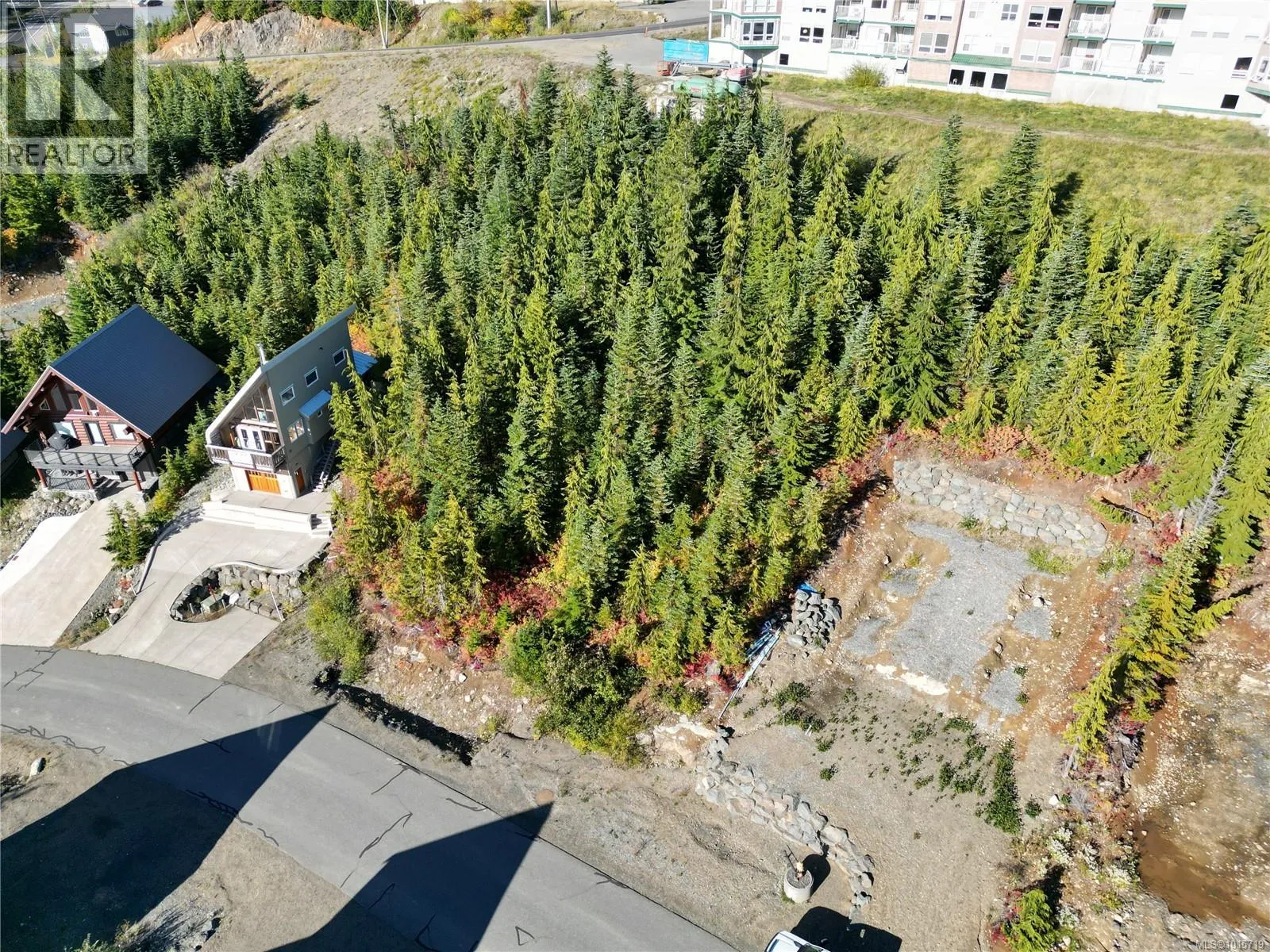 980 Cruikshank Ridge, Courtenay, British Columbia V9J 1L0