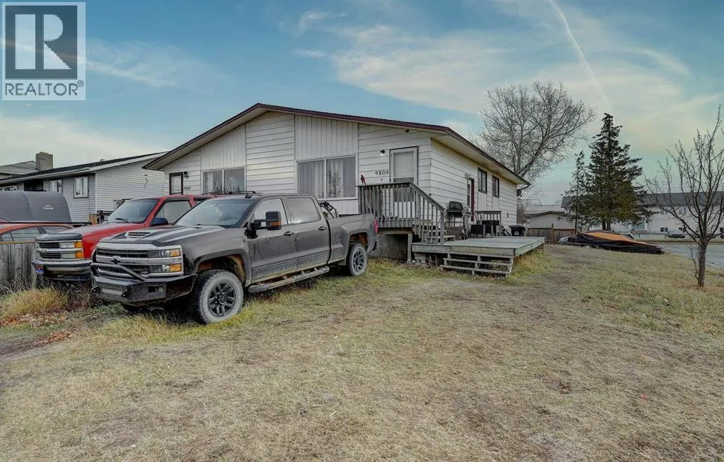 9809 98 Avenue, Sexsmith, Alberta T0H 3C0